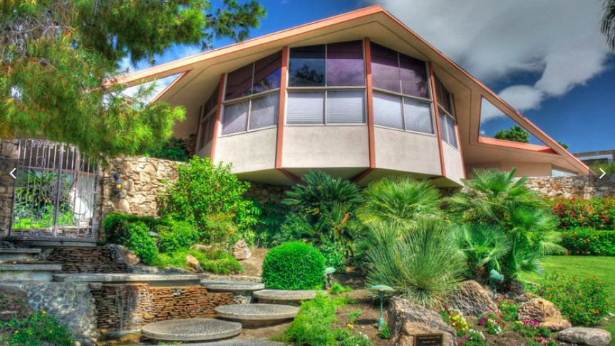 An Alexander Home: The Elvis Honeymoon Hideaway in Palm Springs, CA